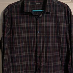 Regular fit (large) men Alfani shirt.